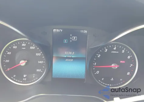 2019 Mercedes-Benz C 300 z USA, uszkodzony, nr VIN 55SWF8DB2KU320345